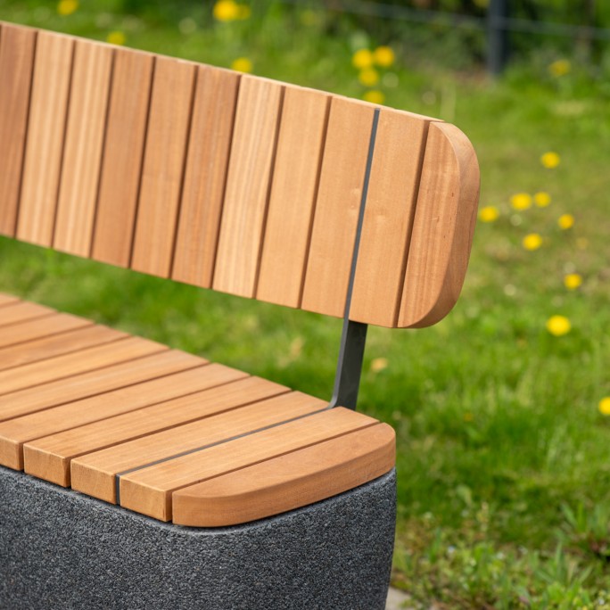 Bench Bien with backrest