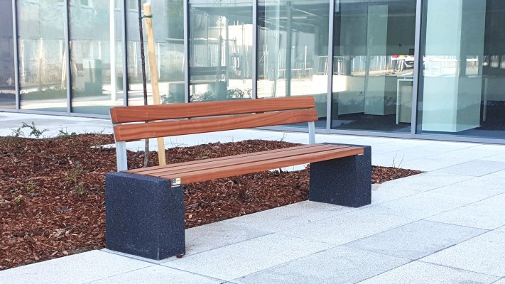 Bench Quadro 420 with backrest