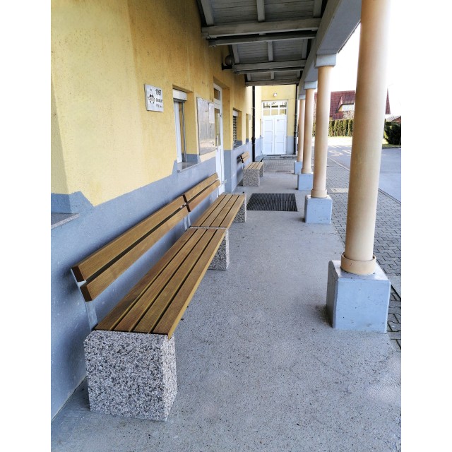 Bench Quadro 420 with backrest