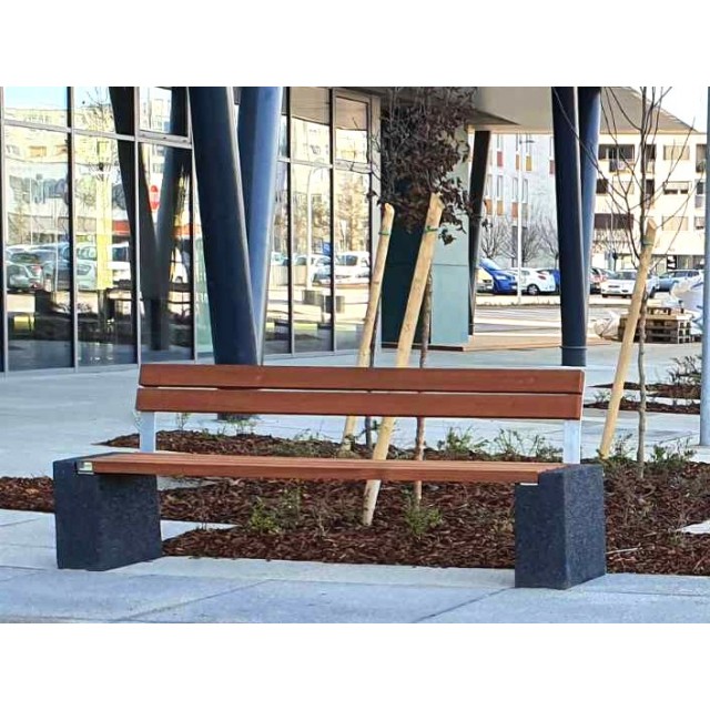 Bench Quadro 420 with backrest