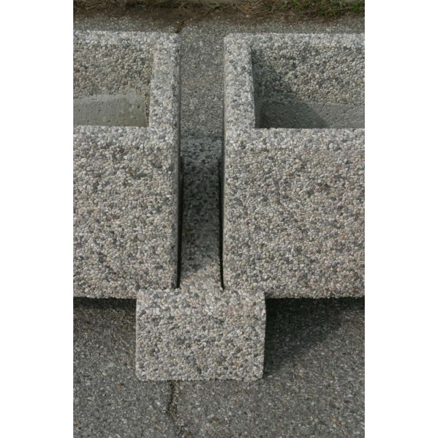 Middle base for the Urbano Linia planter.